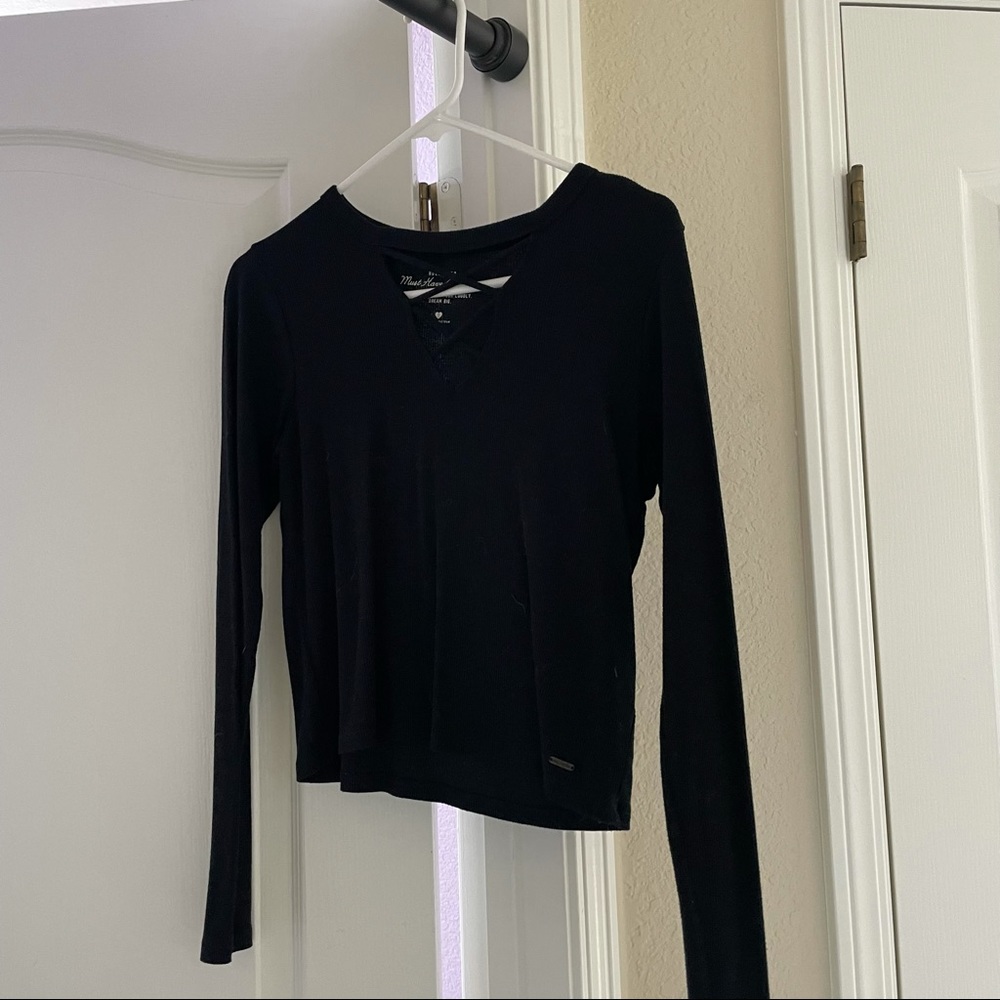 long sleeve black top